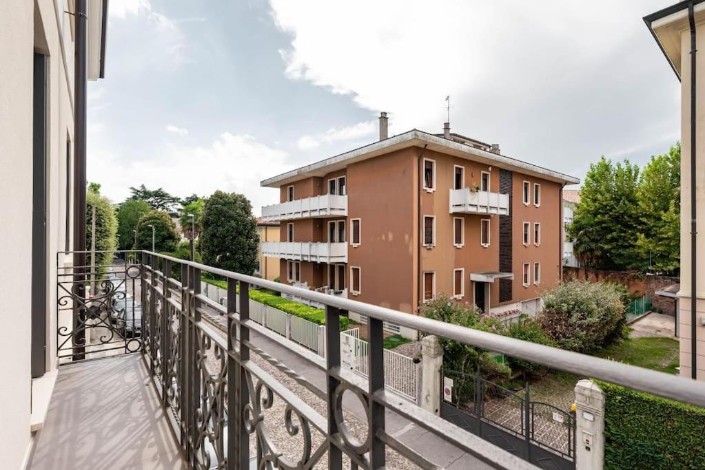 Апартаменты Palazzo '900 Design Flats - Il Gran Salone Падуя Экстерьер фото